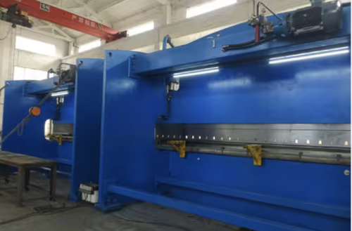 najnowsza sprawa firmy na temat Russian Client Expands Steel Bending Capacity with 3200KN CNC Tandem Press Brake, 8000mm Width