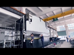 Automatyczna maszyna do spawania robotów dla słupków