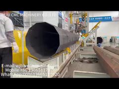 Maszyna spawalnicza o wysokim mascie