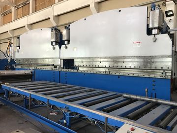 Good price Bezpieczne hydrauliczne prasy krawędziowe CNC Synchro o szerokości 14000 mm, szerokość 2-1200 T / 7000 mm w Internecie