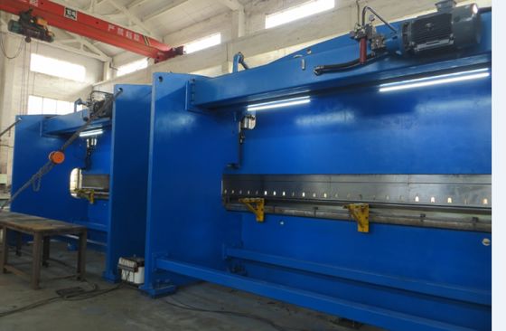 Good price 3200N 8000mm cnc prasa krawędziowa / hydrauliczna giętarka do słupka lampy w Internecie