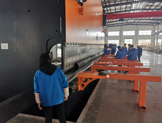 400 ton siły roboczej Maszyna hamulcowa CNC