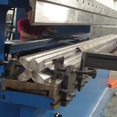 2×320T CNC Tandem Hydraulic Press Brake Machine z systemem sterowania DA53T