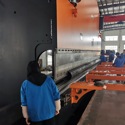 400 ton CNC hydrauliczne hamulce z 8000 mm długości roboczej i DELEM DA53T sterowanie