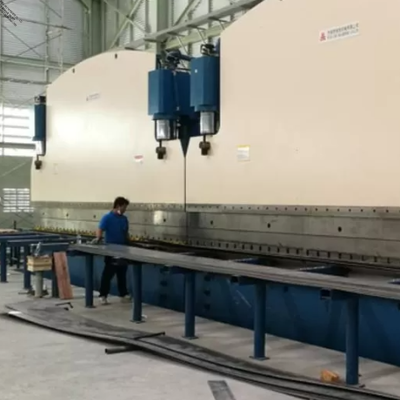 Ciężki hamulec 2×650Ton 7M CNC Tandem Press Brake do produkcji długich słupków ośmiokątnych i ośmiokątnych
