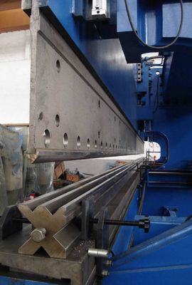 CNC Tandem Hydraulic Press Brake Model 2-WE67k-1200/6250 do produkcji monopołowej transmisji