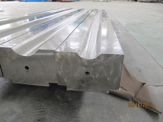 Narzędzia do maszyny hamulcowej / matryca do zwykłego słupka ulicznego/ wysokiego mastu/ monopolu