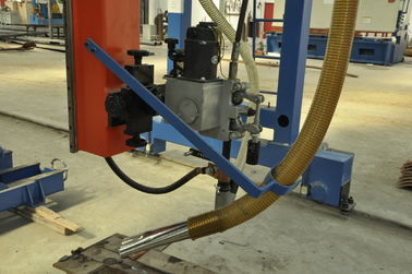 Wysokiej wydajności Light Pole Machine, High Mast Gantry Maszyna spawalniająca dla dużych rur / rur