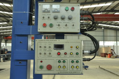 Wysokiej wydajności Light Pole Machine, High Mast Gantry Maszyna spawalniająca dla dużych rur / rur