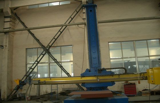 Automatyczna maszyna spawalnicza o pionowym uderzeniu podnoszącym 4000 mm i średnicy 700-4000 Φ mm stosowanej do spawania dużych rur wodnych